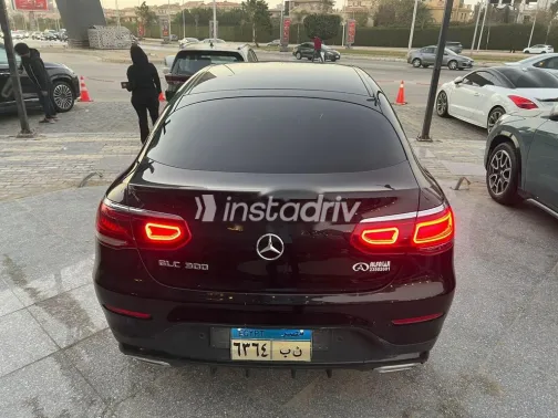 Mercedes GLC 300 2020 Black Used for Sale - 3