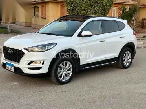 Hyundai Tucson 2019 White Used for Sale - 2