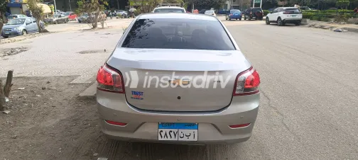 Chevrolet Optra 2022 White Used for Sale - 5