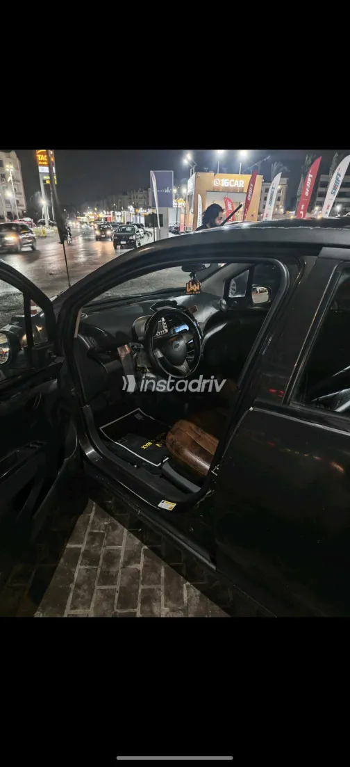 Chevrolet Spark 2012 White Used for Sale - 6