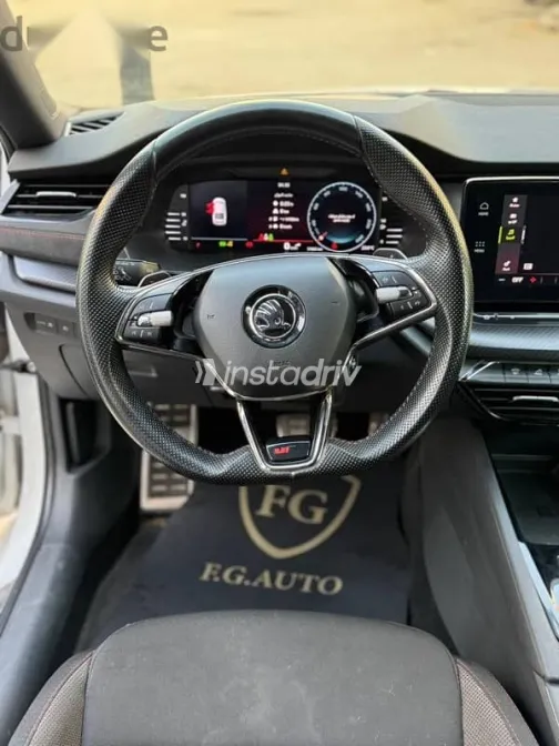 سكودا اوكتافيا 2024 أبيض مستعملة للبيع - 5