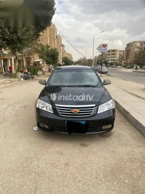 جيلي امجراند 2015 أسود مستعملة للبيع - 2