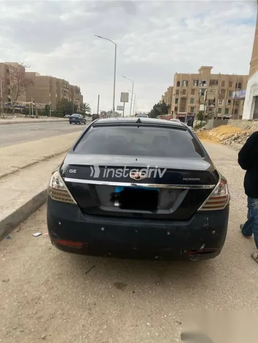 جيلي امجراند 2015 أسود مستعملة للبيع - 3