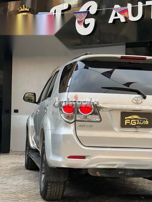 تويوتا فورتشنر 2016 فضي مستعملة للبيع - 7