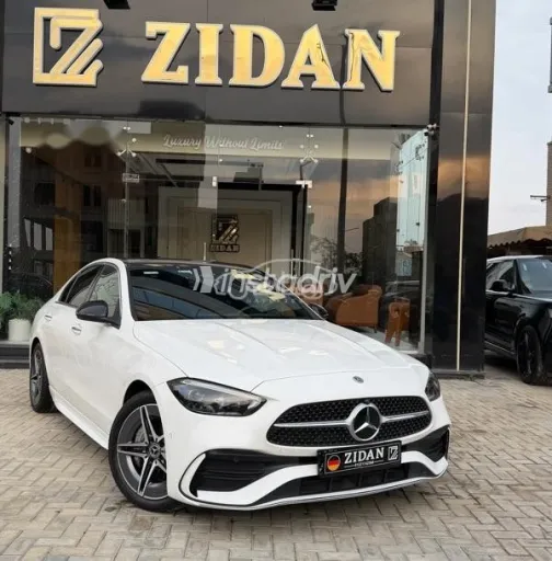مرسيدس C 200 2024 أبيض مستعملة للبيع - 2