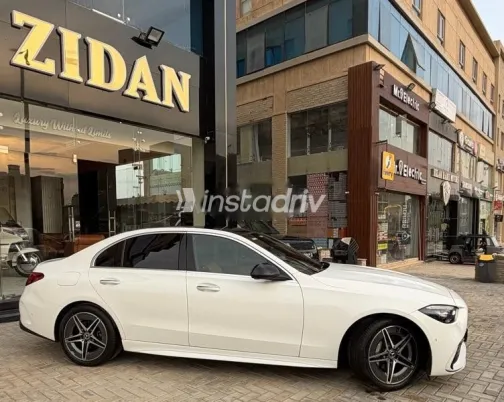مرسيدس C 200 2024 أبيض مستعملة للبيع - 4