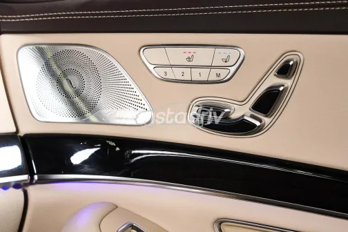 Mercedes S 560 2019 Black Used for Sale - 4