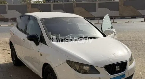 Seat Ibiza 2012 White Used for Sale - 2
