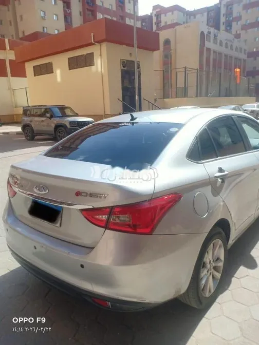 شيرى اريزو 5 2022 أبيض مستعملة للبيع - 3