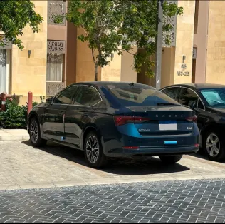 سكودا اوكتافيا A8 2024 أبيض مستعملة للبيع