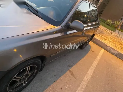 هيونداي فيرنا 2015 رمادي مستعملة للبيع - 3