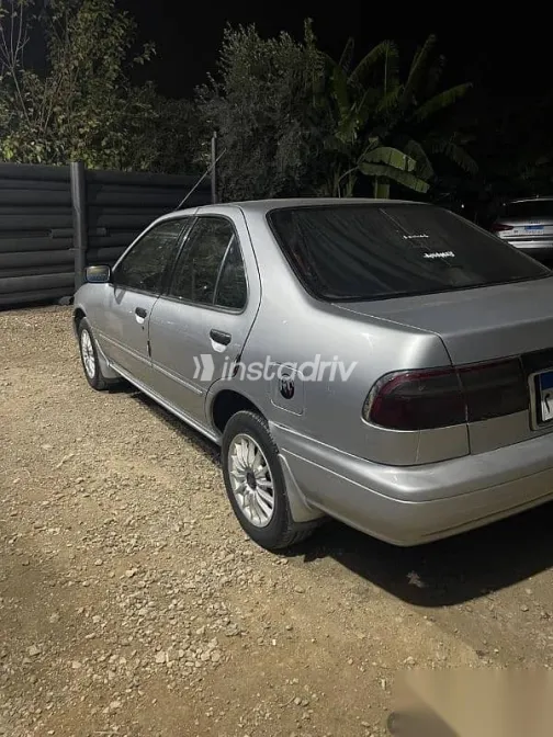 Nissan Sunny 2000 Silver Used for Sale - 2