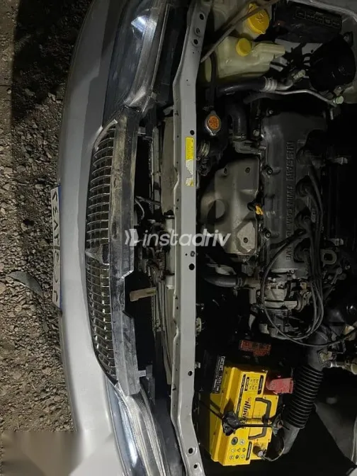 Nissan Sunny 2000 Silver Used for Sale - 3