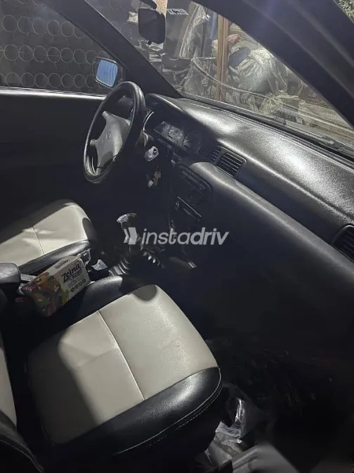 Nissan Sunny 2000 Silver Used for Sale - 8