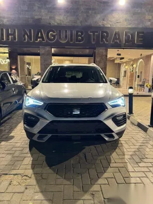 سيات اتيكا 2026 فضي جديدة للبيع