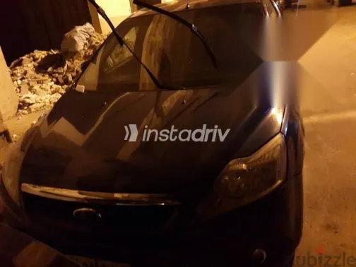 فورد فوكس 2010 أزرق غامق مستعملة للبيع - 3