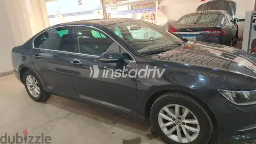 Volkswagen Passat 2019 Gray Used for Sale - 2