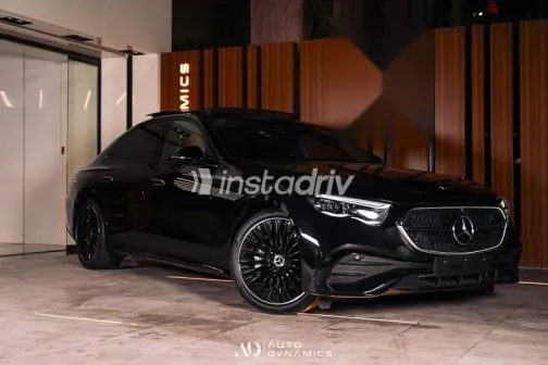 مرسيدس E 200 2026 أسود جديدة للبيع - 1