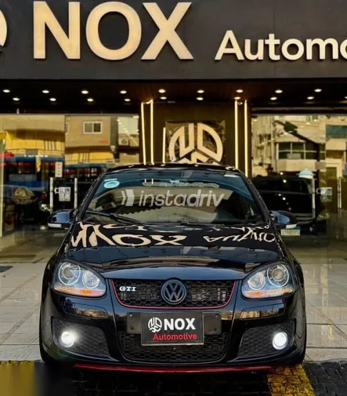 فولكس فاغن جولف 2009 أسود مستعملة للبيع - 1