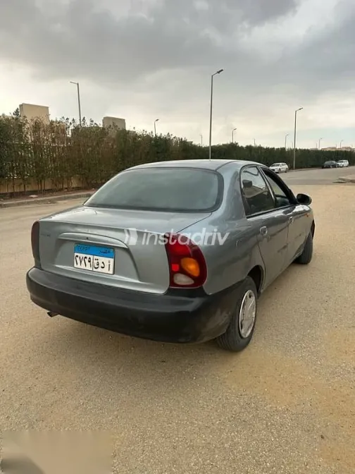 دايو لانوس 2008 أزرق غامق مستعملة للبيع - 2