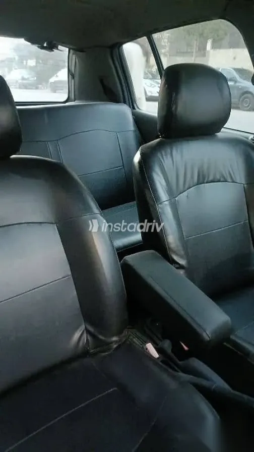 رينو كليو 2002 فضي مستعملة للبيع - 4