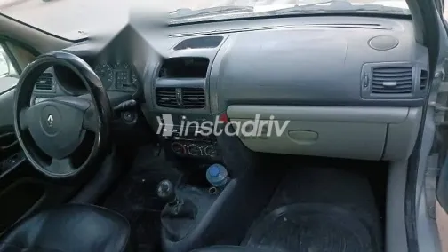 رينو كليو 2002 فضي مستعملة للبيع - 5