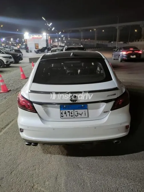 MG 6 2020 White Used for Sale - 2