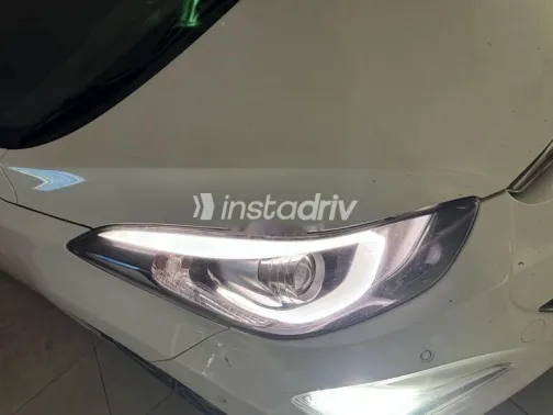 Hyundai Avante 2014 White Used for Sale - 4