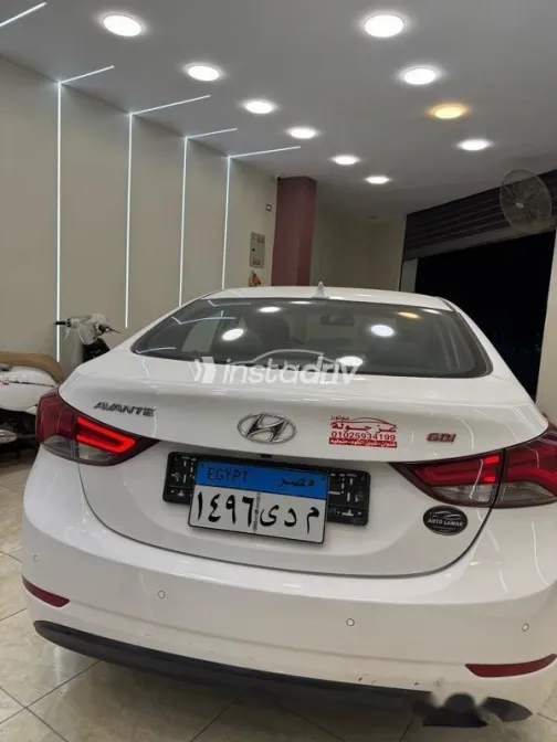 Hyundai Avante 2014 White Used for Sale - 5