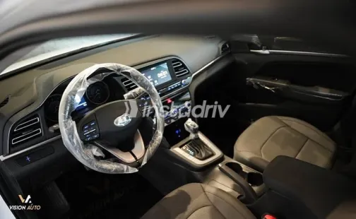 هيونداي إلنترا 2026 أبيض جديدة للبيع - 6