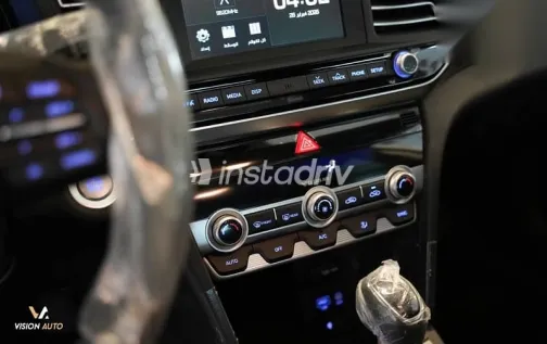 هيونداي إلنترا 2026 أبيض جديدة للبيع - 7