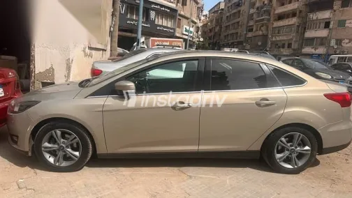 Ford Focus 2017 Beige Used for Sale - 4