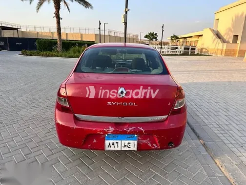 رينو سيمبول 2010 أحمر مستعملة للبيع - 3