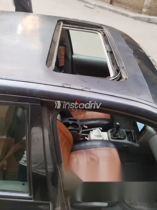 سكودا اوكتافيا 1998 أسود مستعملة للبيع - 2