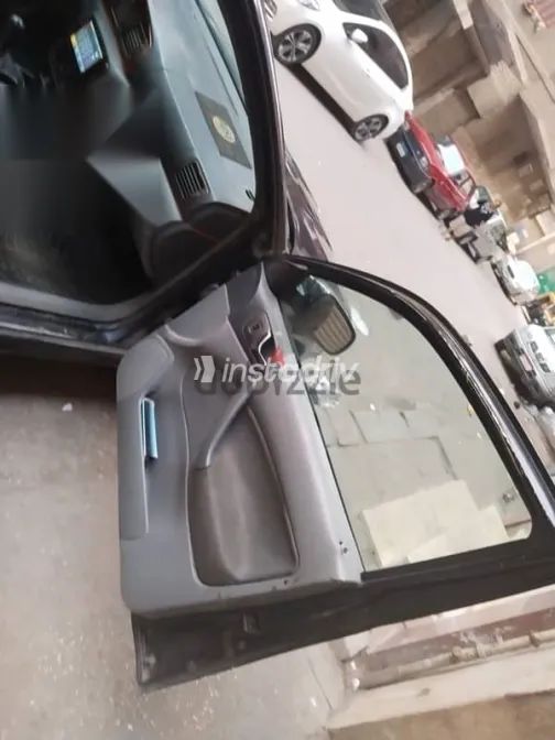 سكودا اوكتافيا 1998 أسود مستعملة للبيع - 6