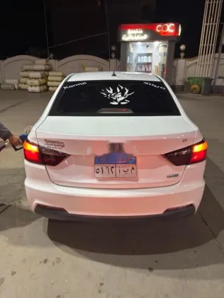 شانجان V7 2017 أبيض مستعملة للبيع