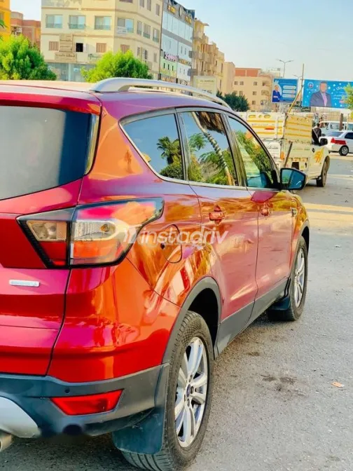 فورد كوجا 2016 أبيض مستعملة للبيع - 3