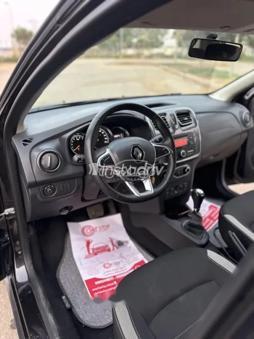 Renault Sandero Step Way 2023 White Used for Sale - 4