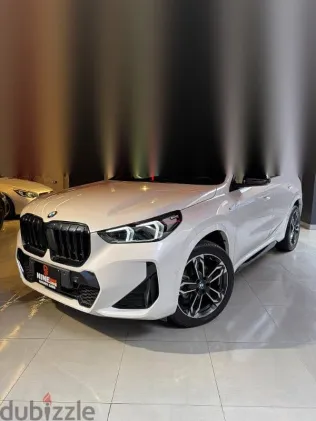 بي ام دبليو X1 2026 ذهبي جديدة للبيع