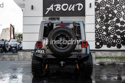 Jeep Wrangler 2018 Gray Used for Sale - 7