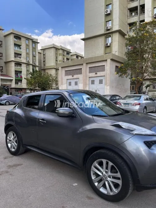 Nissan Juke 2015 Silver Used for Sale - 1
