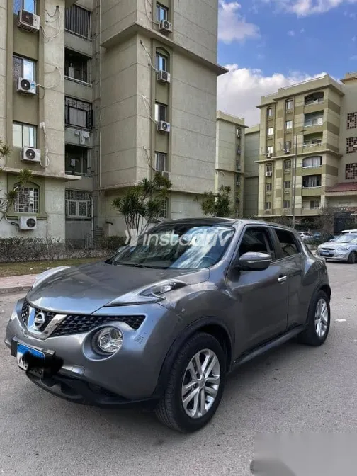 Nissan Juke 2015 Silver Used for Sale - 2