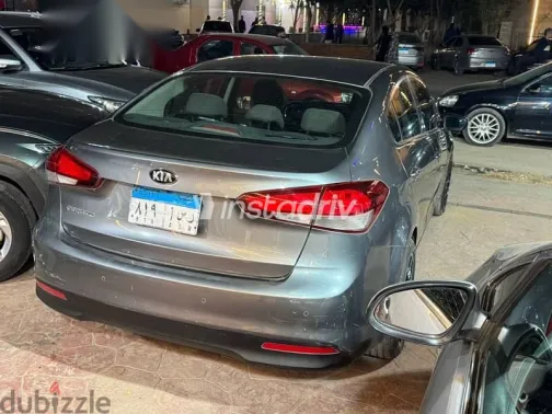 كيا كي 4 2018 رمادي مستعملة للبيع - 5