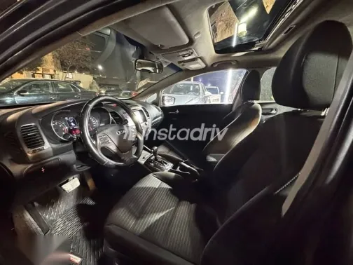 كيا كي 4 2018 رمادي مستعملة للبيع - 9