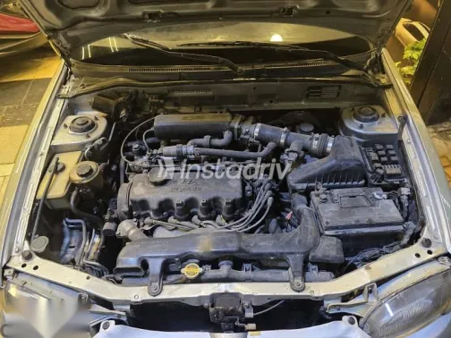 هيونداي اكسنت 2001 فضي مستعملة للبيع - 4