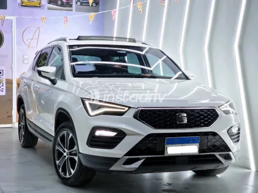 سيات اتيكا 2024 أبيض مستعملة للبيع - 1