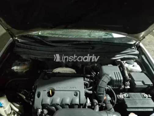 هيونداي إلنترا اتش دى 2020 فضي مستعملة للبيع - 3