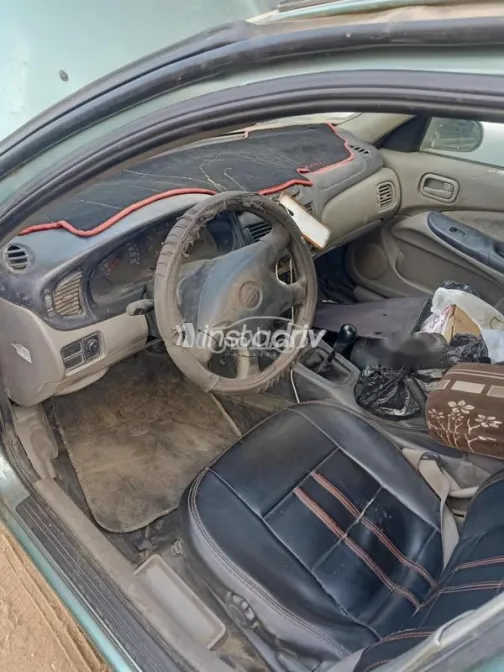 نيسان صنى 2002 سماوي مستعملة للبيع - 3