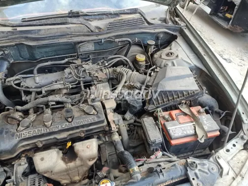 نيسان صنى 2002 سماوي مستعملة للبيع - 4