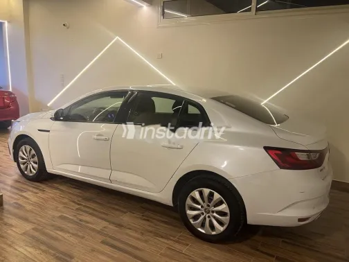 Renault Megane 2022 White Used for Sale - 3
